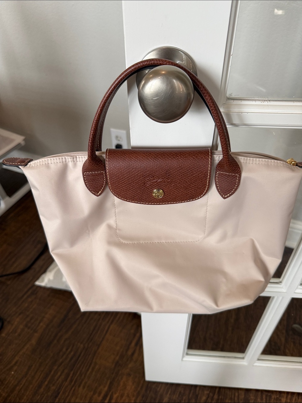 Longchamp Small LePliage Women’s Small Original Top Handle Bag. Color: Paper